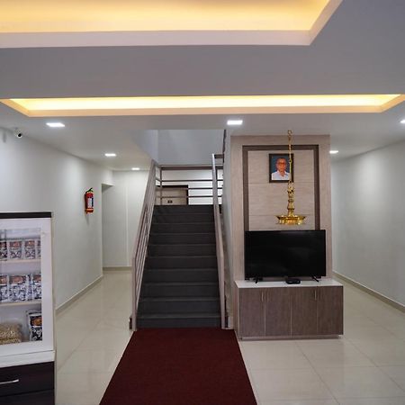 Chandra Inn Kollam Bagian luar foto
