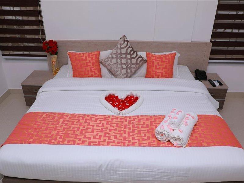 Chandra Inn Kollam Bagian luar foto