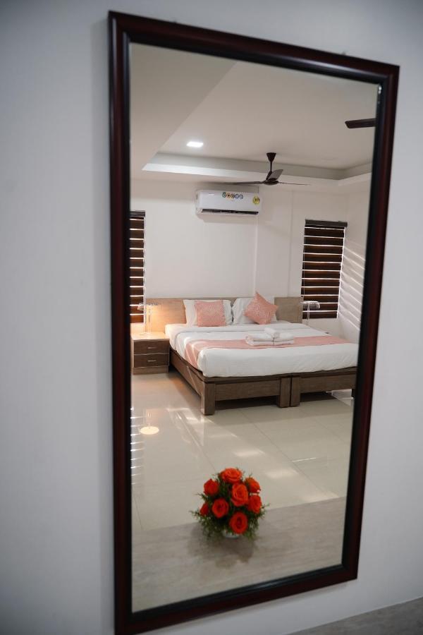 Chandra Inn Kollam Bagian luar foto