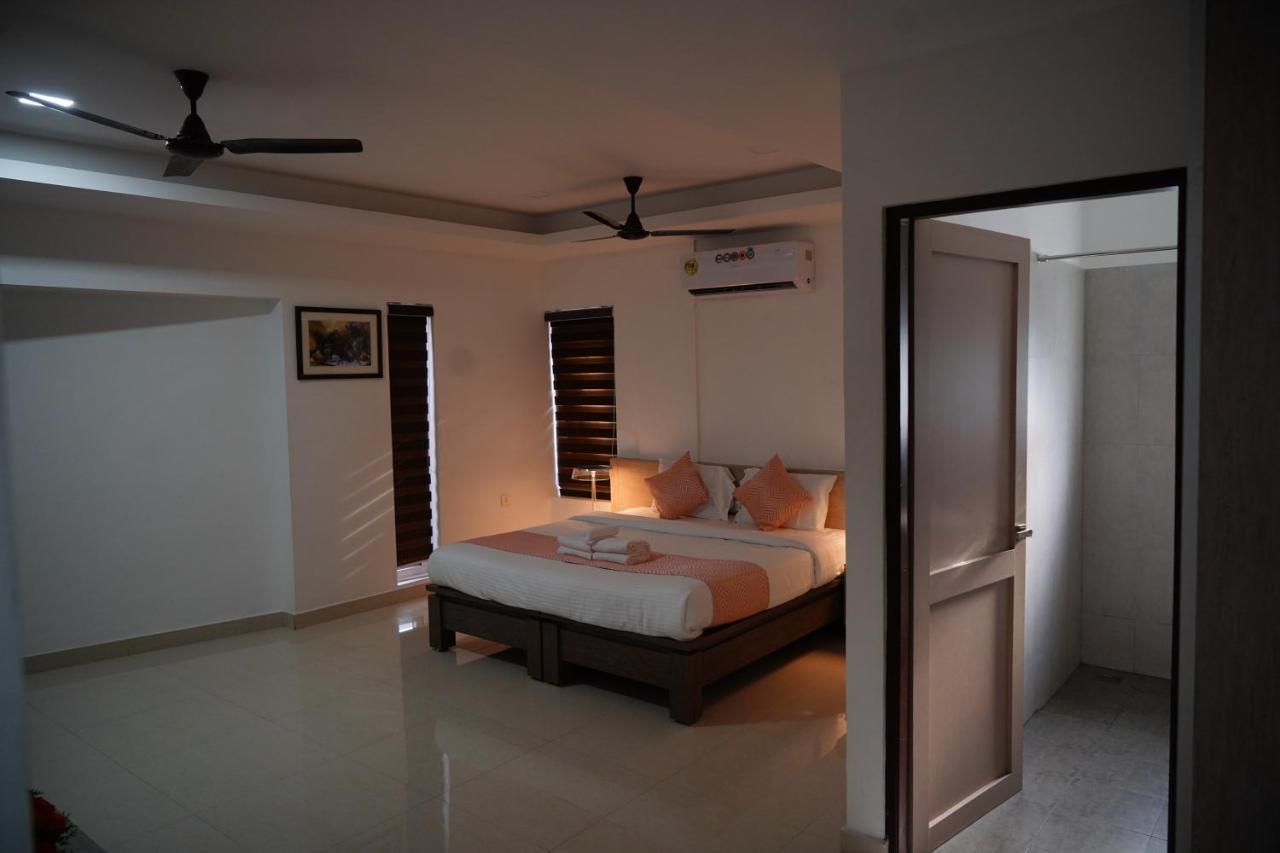 Chandra Inn Kollam Bagian luar foto