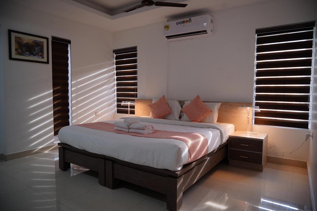 Chandra Inn Kollam Bagian luar foto